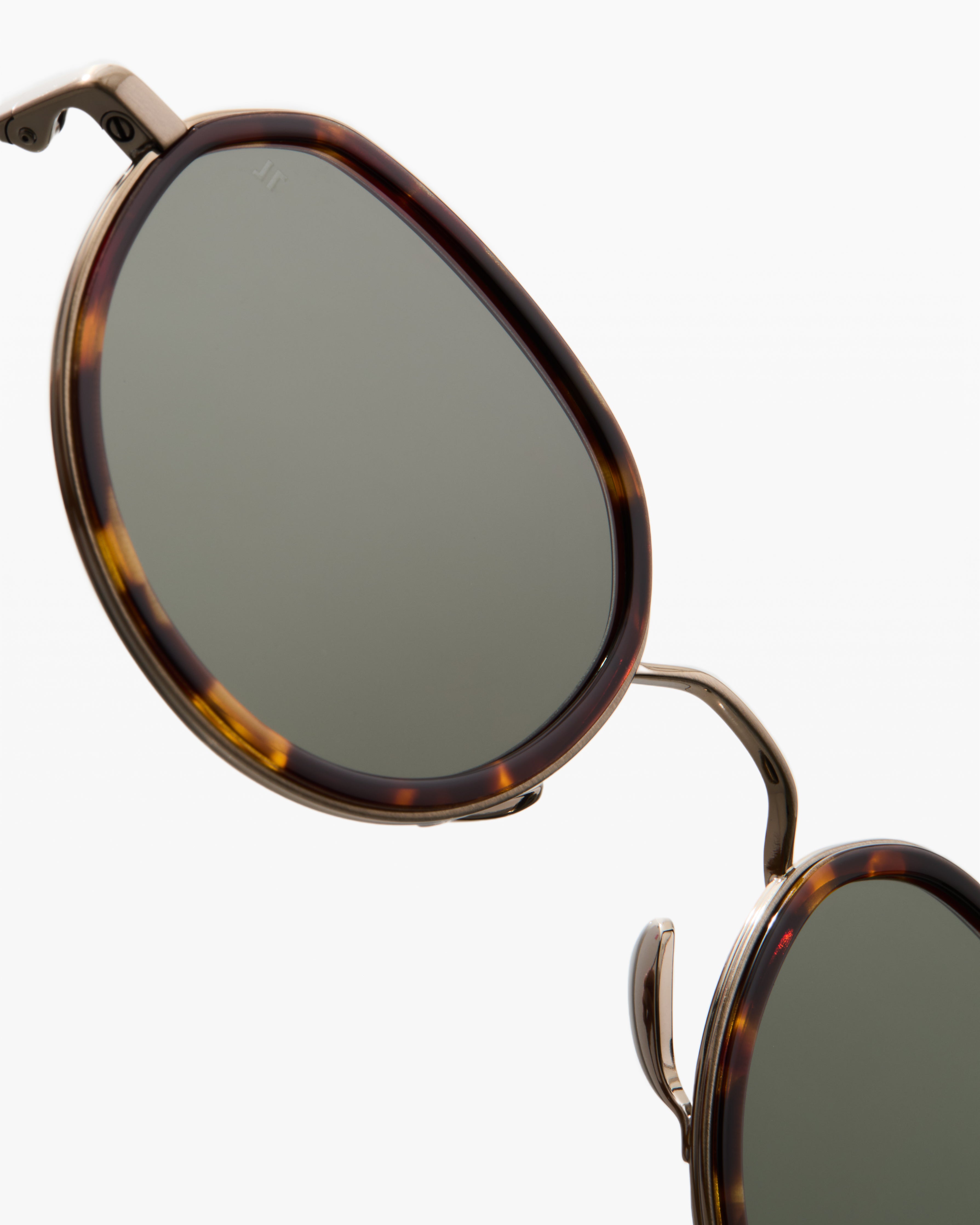 The Spiaggia - Stylish Beachwear for Summer